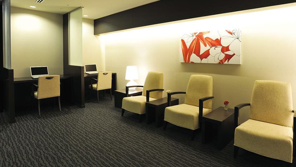Osaka Airterminal Hotel Toyonaka Esterno foto